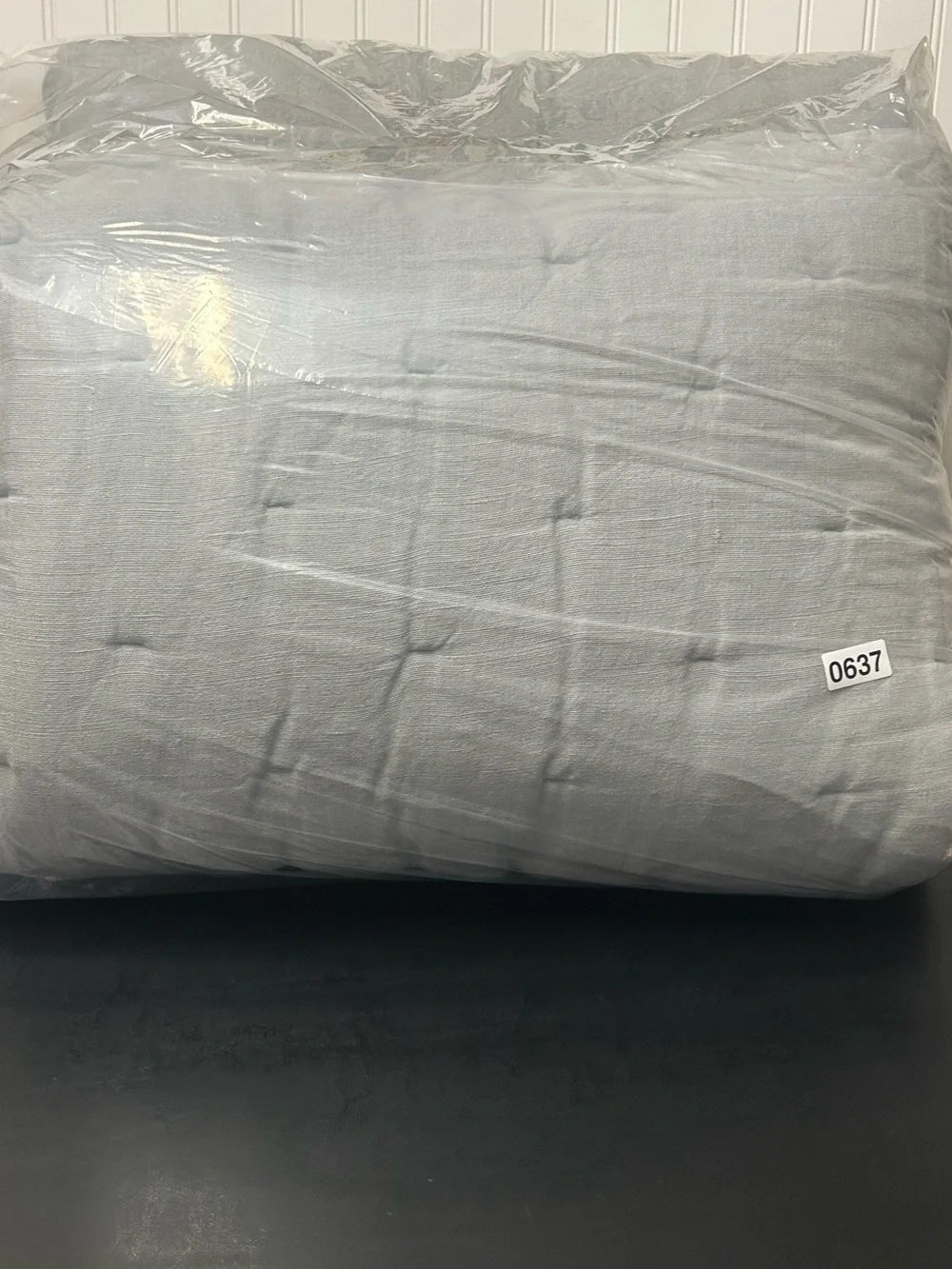 Pottery Barn everyday linen comfort quilt king